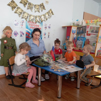 Патриотический час «Гордимся защитниками отечества» Патриотический час «Гордимся защитниками отечества».