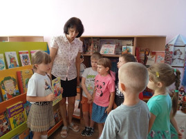 Музыкально-литературная гостиная «Я помню чудное мгновение...» Музыкально-литературная гостиная «Я помню чудное мгновение...».