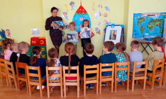 Сегодня в нашем детском саду прошел познавательный час «Легенды космоса» Сегодня в нашем детском саду прошел познавательный час «Легенды космоса».