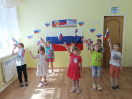 Флэшмоб «Россия в сердце» Флэшмоб «Россия в сердце».